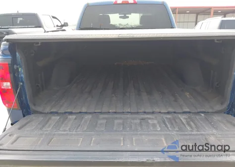 2017 Chevrolet Silverado 1500 1Lt из США, поврежденный, VIN 1GCVKREC6HZ334063